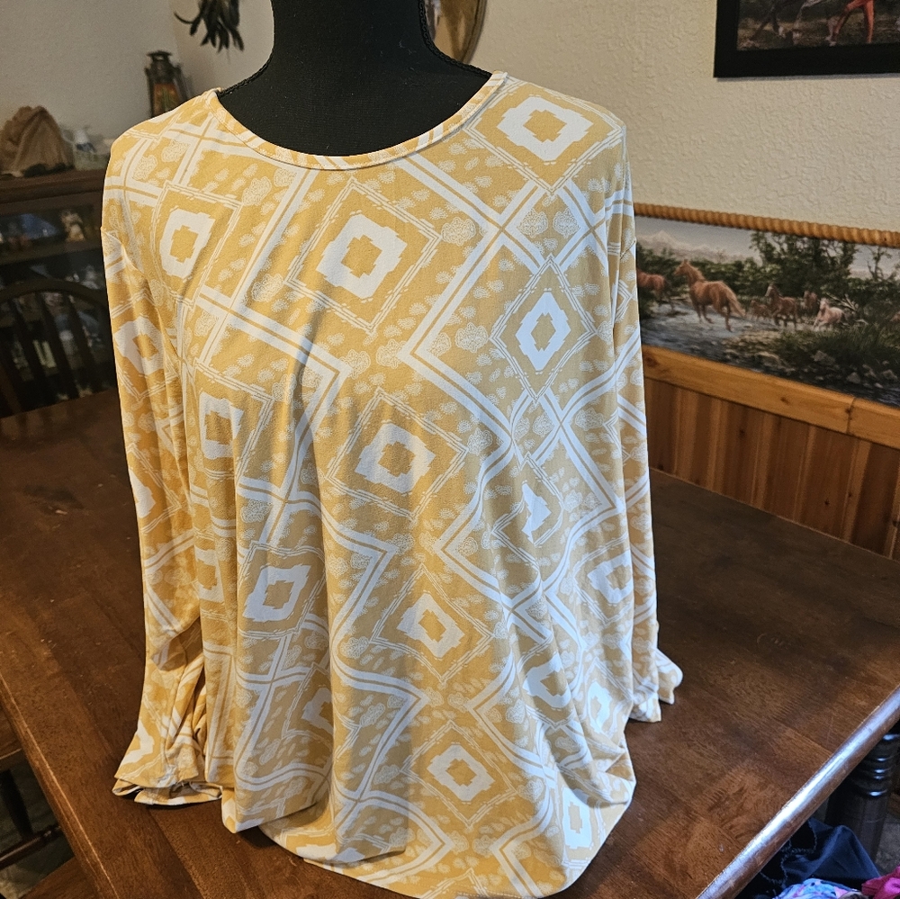 Jon and Anna yellow check blouse size 3xl